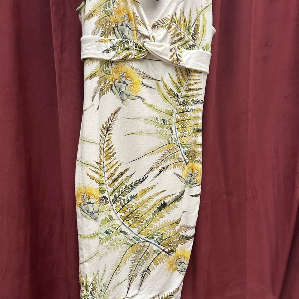 Kahula’ea Waikoloa Dress Palapalai Mamo Brand New with Tags - Picture 4 of 7